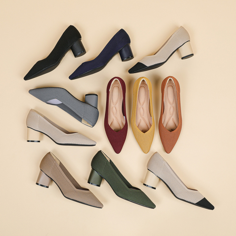 Court Heel Pointed - Женские туфли-лодочки на массивном каблуке Princess