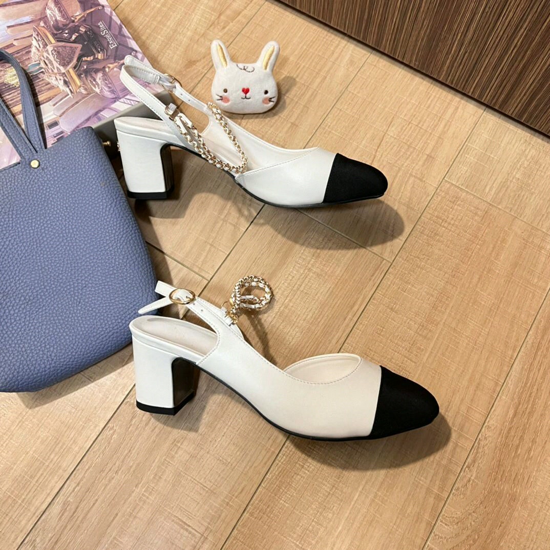 Women Shoes Sandals - Женские туфли-слингбэки с двухцветным дизайном (черный