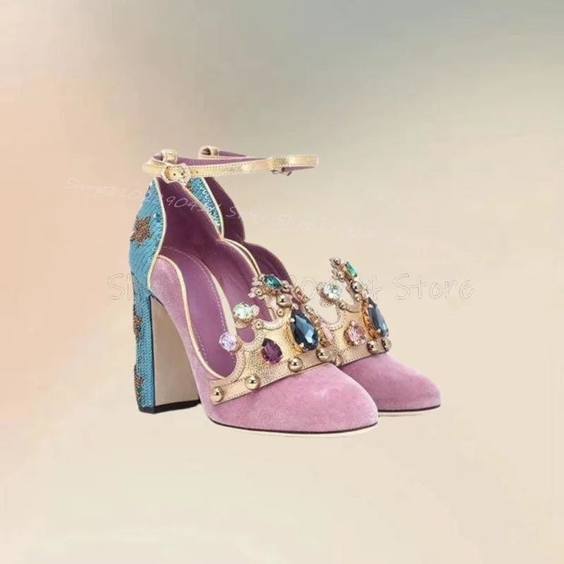 Туфли-лодочки с острым носком  – обзор и цена Court Heel Pointed